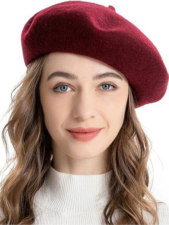 Women\'s Wool French Beret Hat Comfortable Solid Color Soft Beret Cap Burgundy